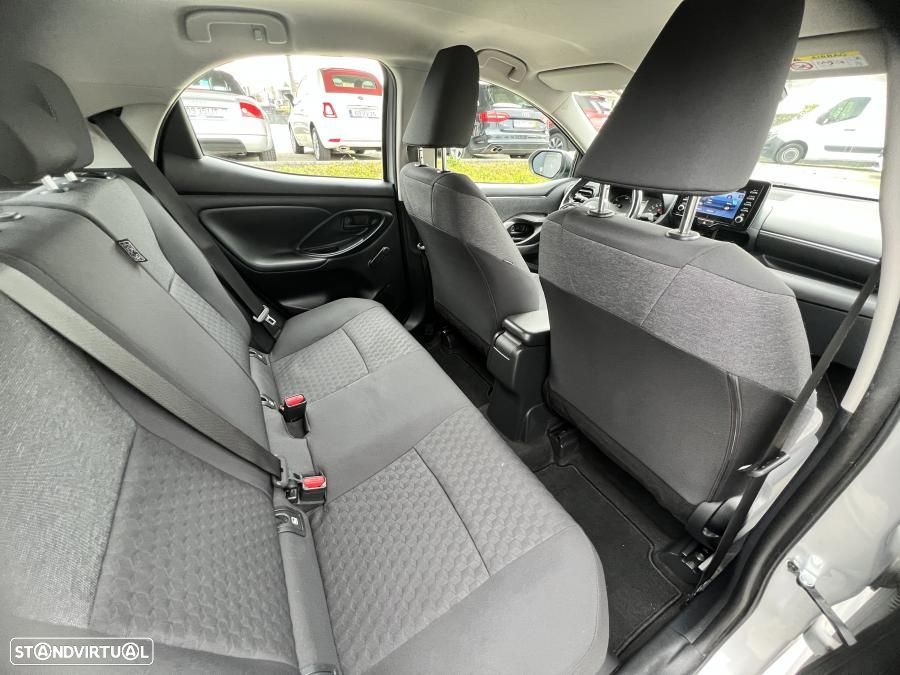 Toyota Yaris 1.5 HDF Comfort Plus - 18