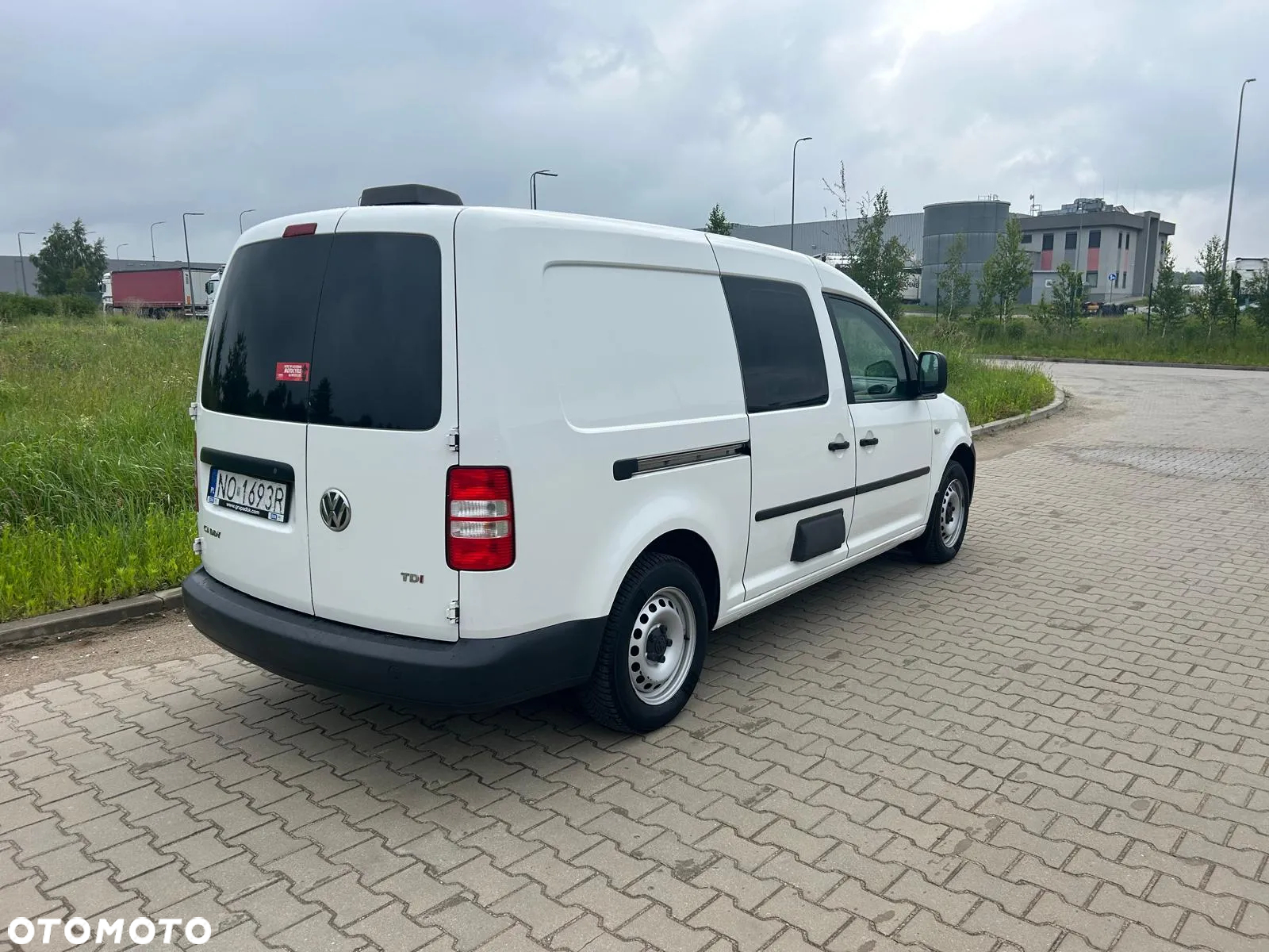 Volkswagen Caddy Maxi 1.6 TDI Comfortline - 5