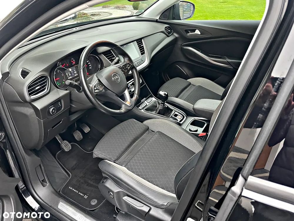 Opel Grandland X 1.6 D Start/Stop Business INNOVATION - 16