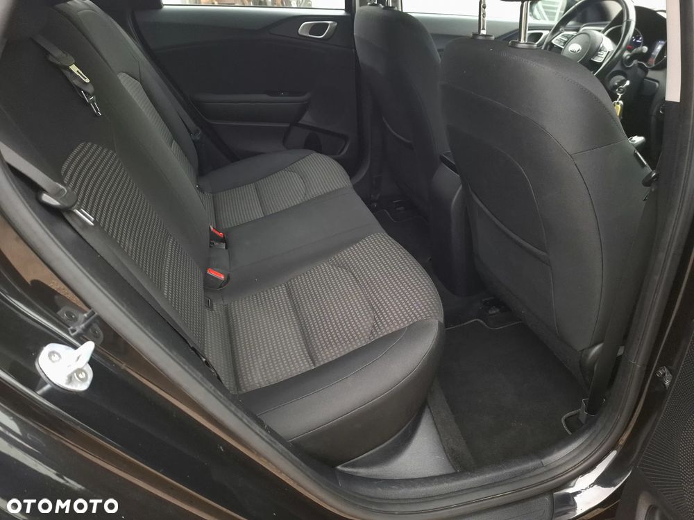 Kia Ceed 1.6 CRDi Edition 7 - 22