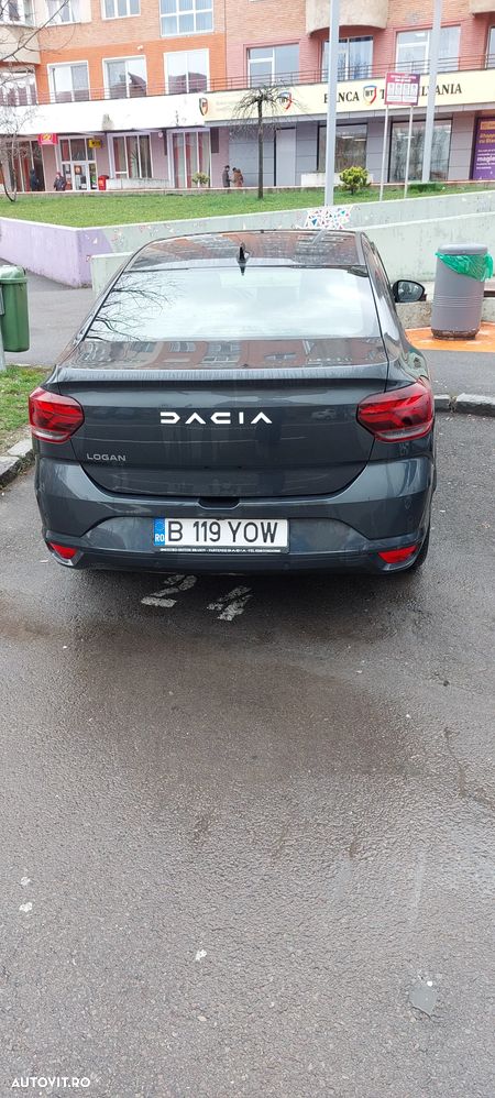 Dacia Logan TCe 90 MT6 Prestige - 3
