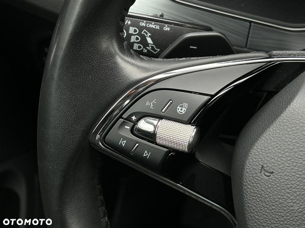 Skoda Superb 1.5 TSI Ambition DSG - 25