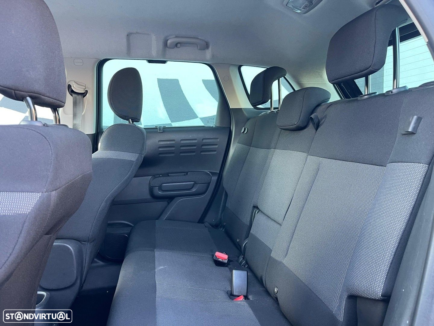 Citroën C3 Aircross PureTech 110 Stop & Start EAT6 Shine - 9