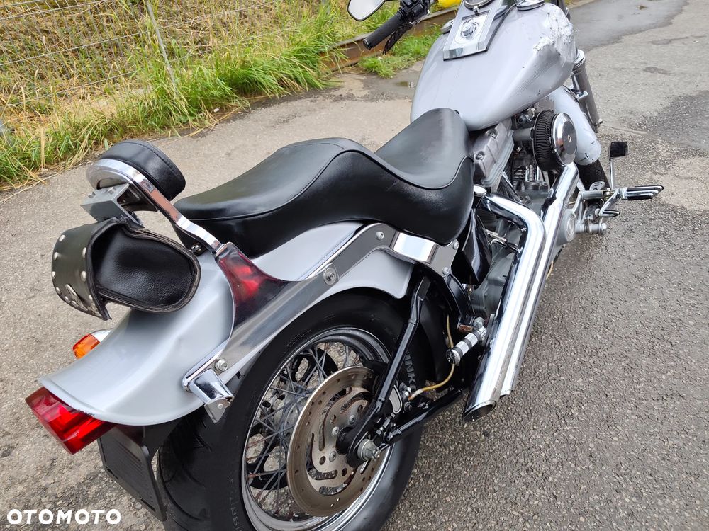 Harley-Davidson Softail Standard - 22