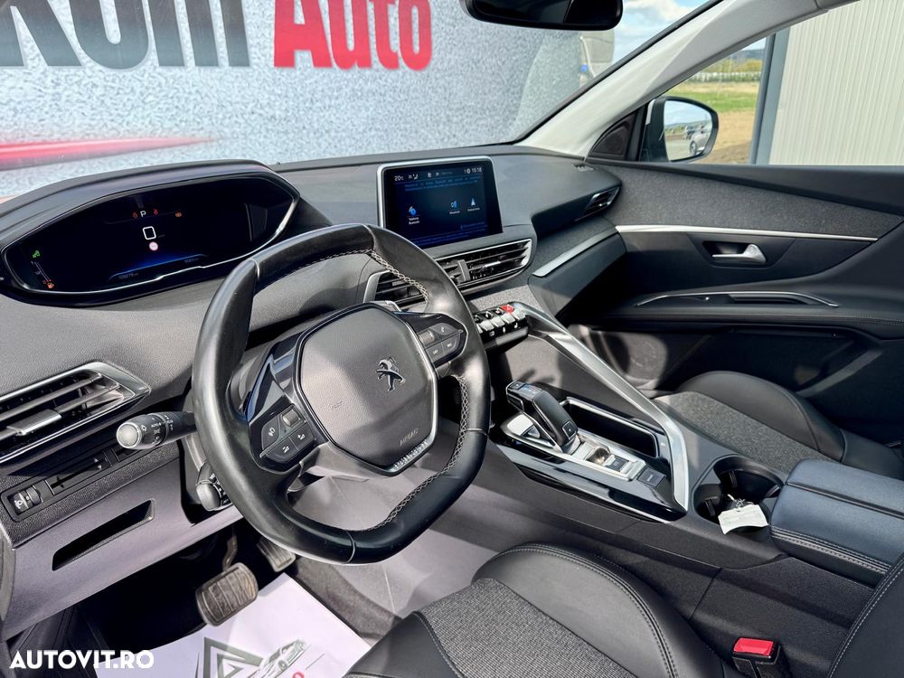 Peugeot 3008 1.2 PureTech S&S EAT8 Allure - 7