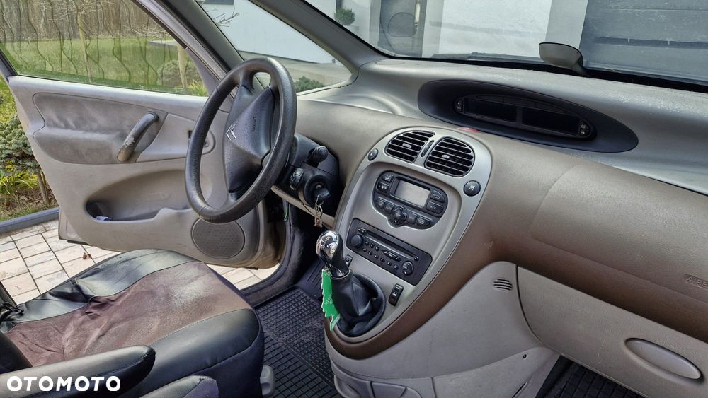 Citroën Xsara Picasso 2.0 HDI Exclusive - 6