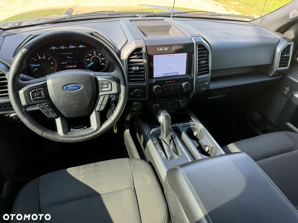 Ford F150 - 8