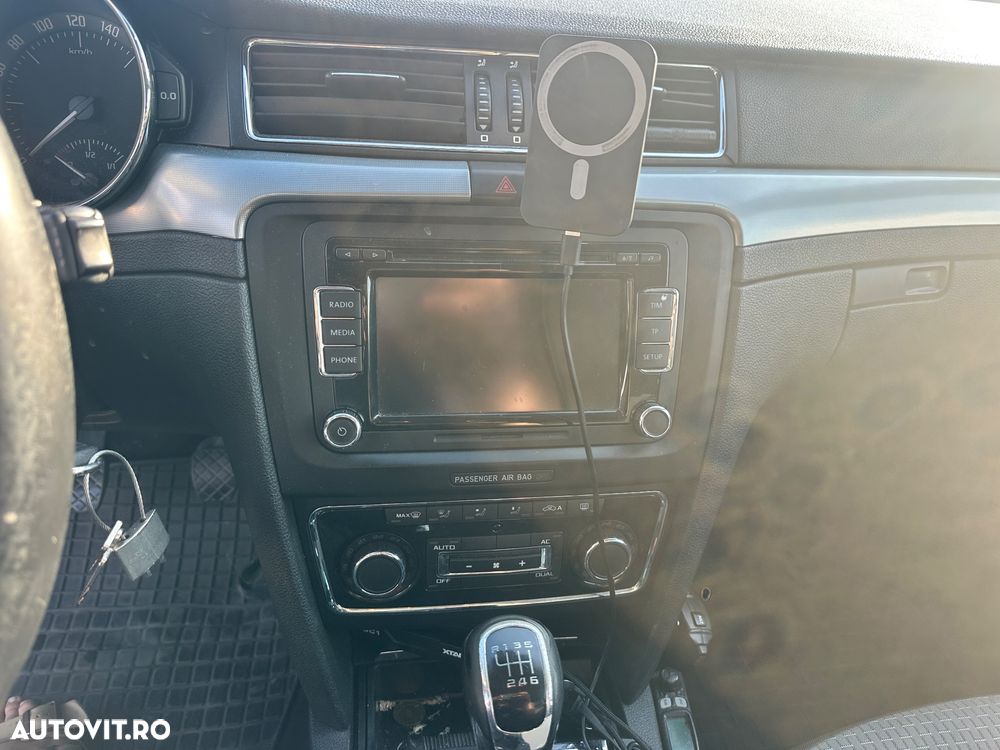 Skoda Superb - 11