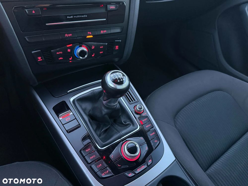 Audi A4 Avant 2.0 TDI DPF quattro Attraction - 27