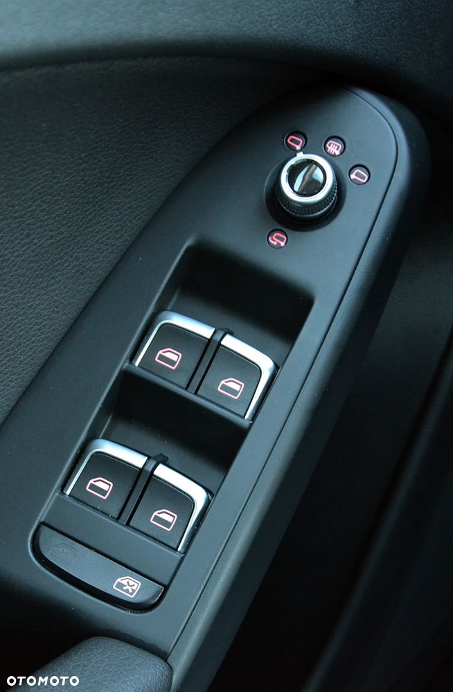 Audi A4 Avant 2.0 TDI e DPF Ambiente - 12