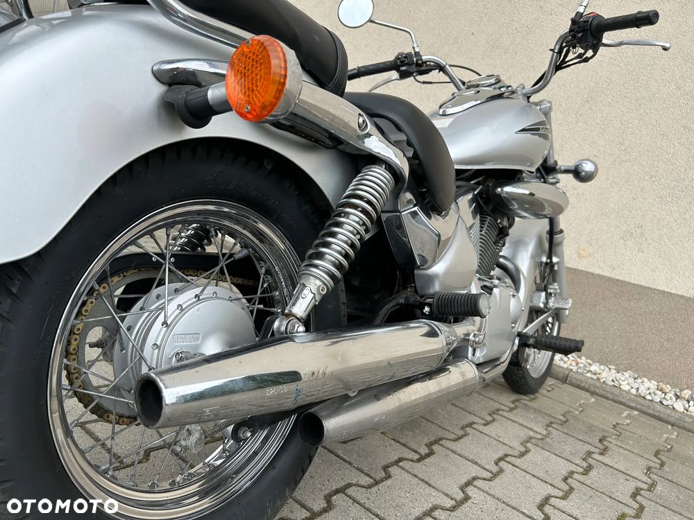 Suzuki Intruder - 18