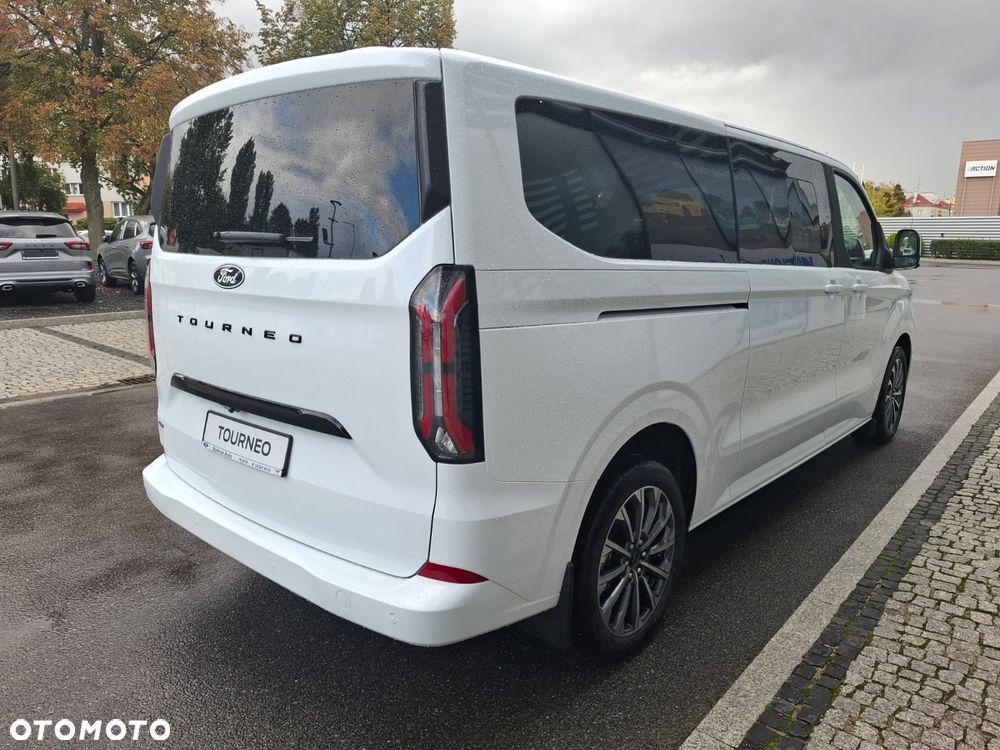 Ford Tourneo Custom 2.5 PHEV CVT 340 L2 Titanium X - 11