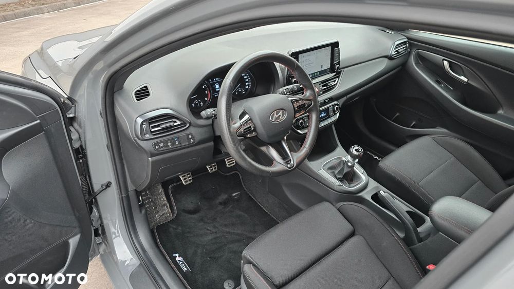 Hyundai i30 1.5 T-GDI 48V Smart - 12