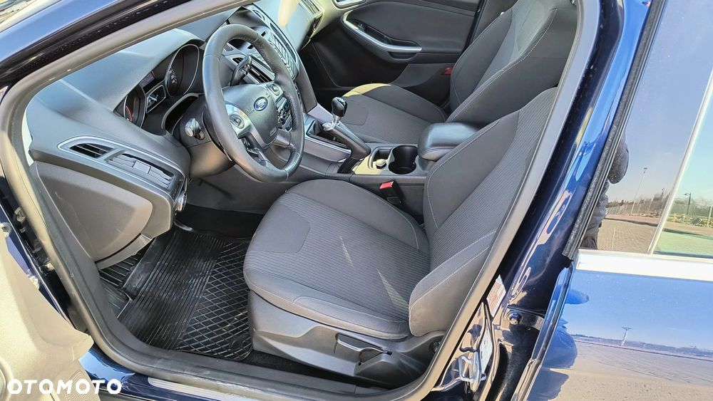 Ford Focus - 11
