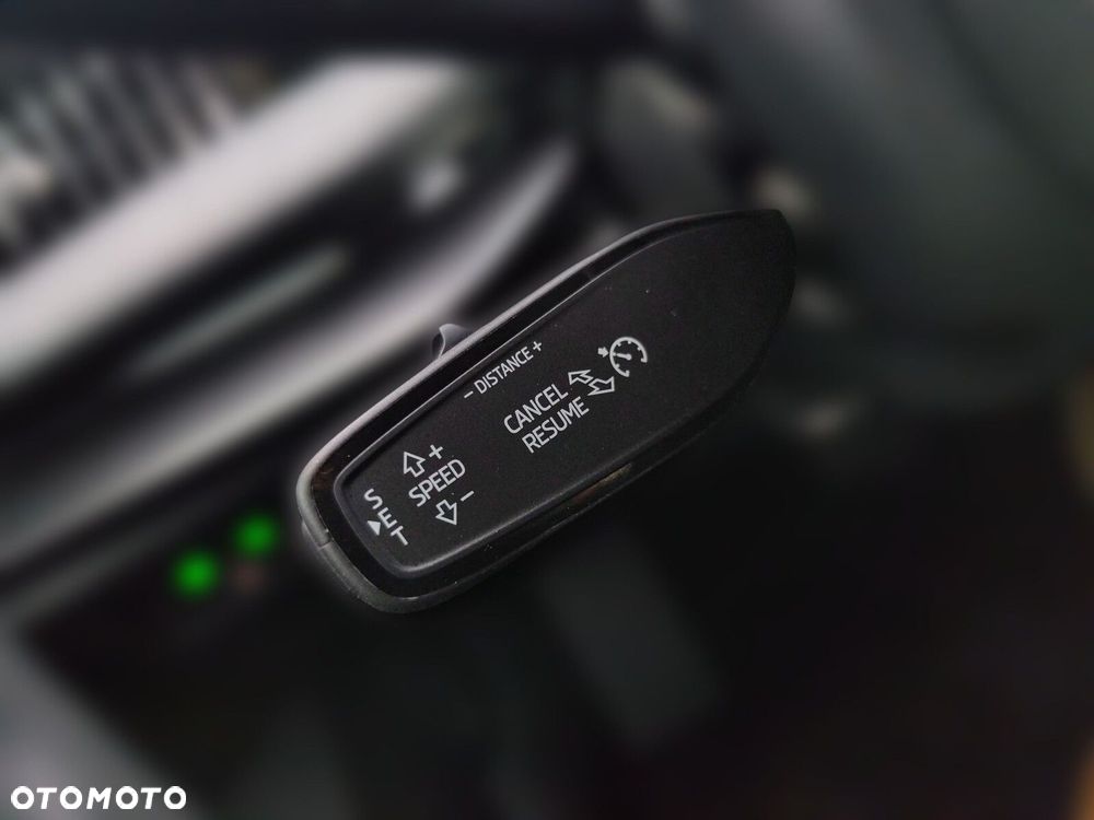 Skoda Superb 1.5 TSI mHEV Selection DSG - 39