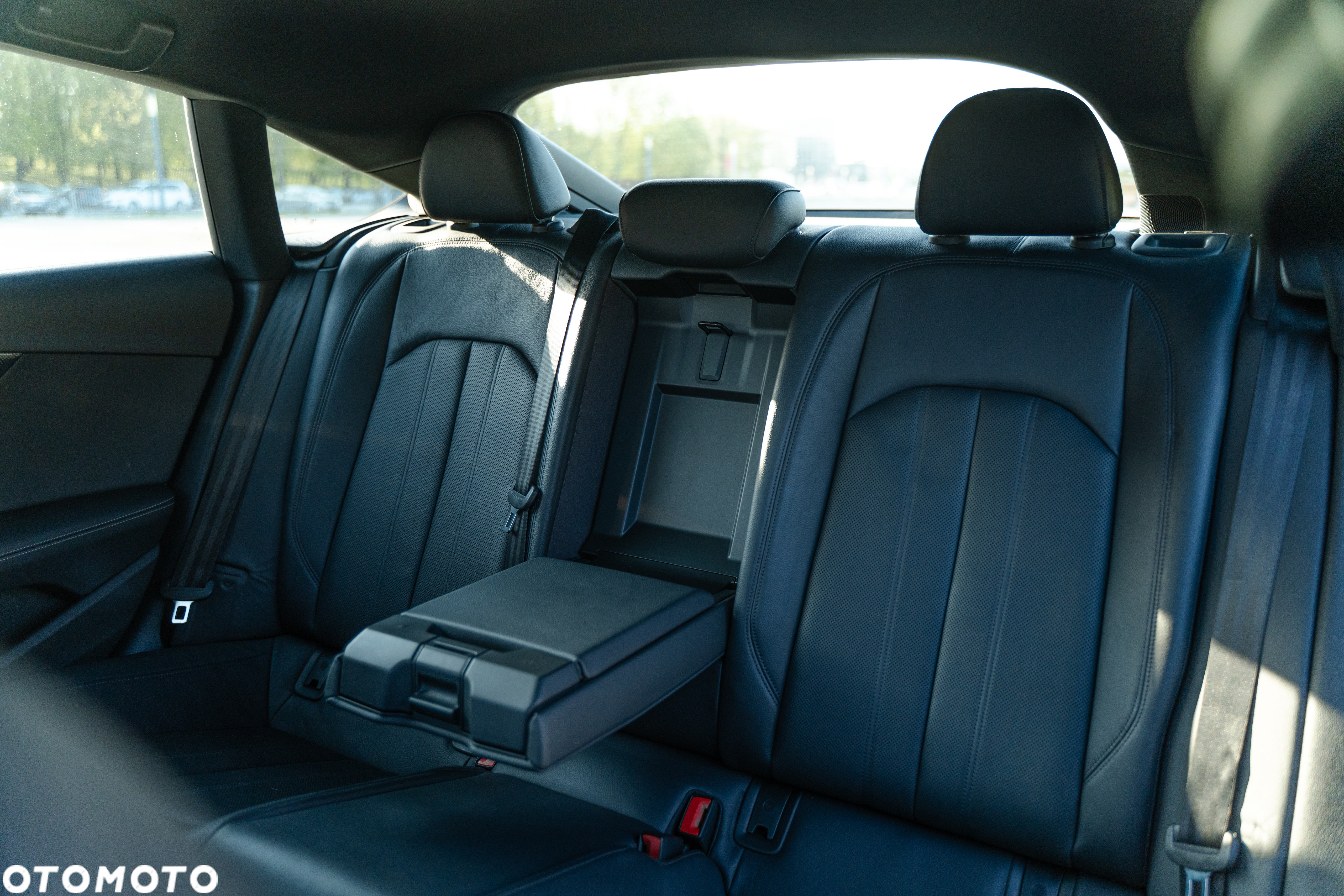 Mercedes-Benz CLA 250 7G-DCT - 13