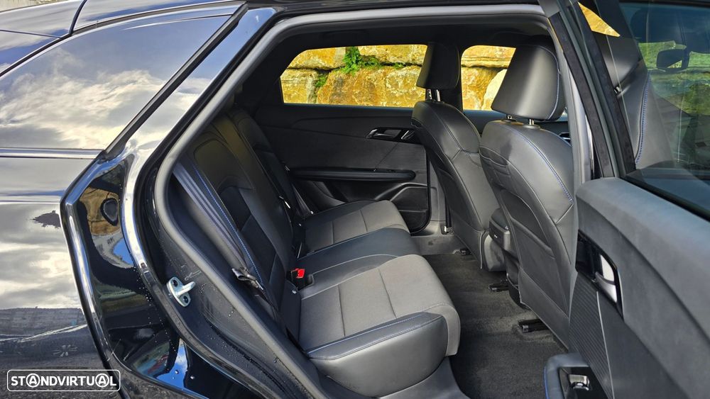 MG MG4 64 kWh Luxury - 53