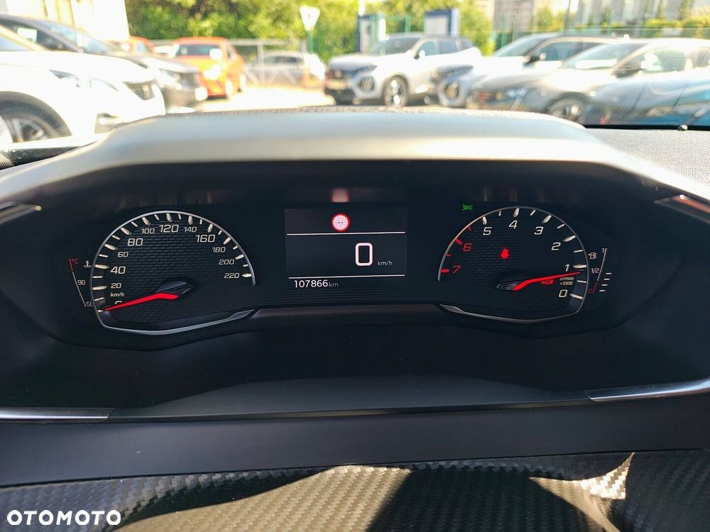 Peugeot 2008 1.2 PureTech Active Pack S&S - 12