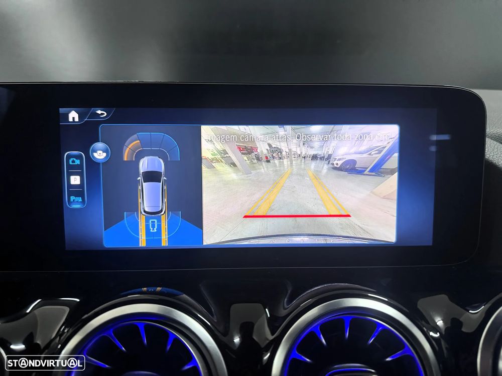 Mercedes-Benz GLA 180 d AMG Line - 16
