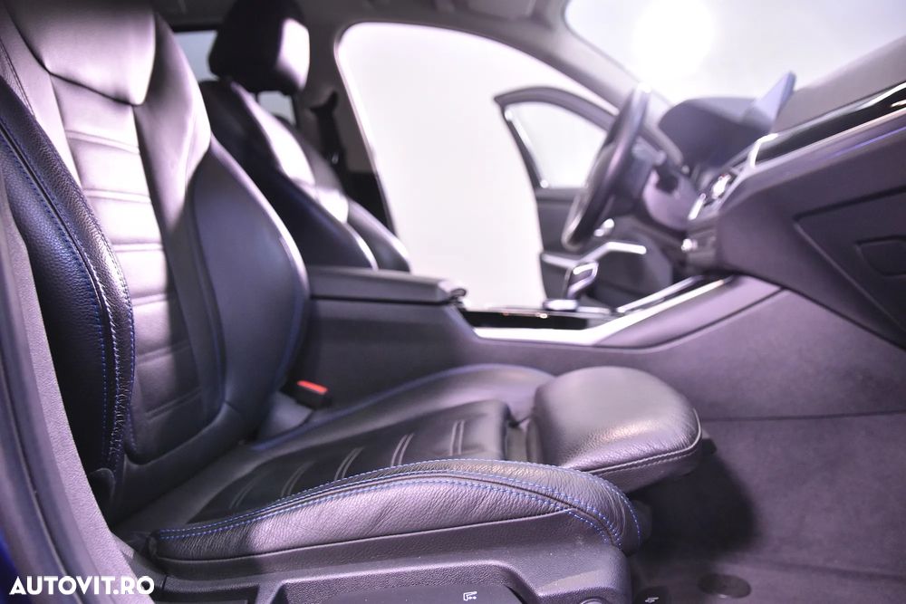 BMW Seria 3 320i AT - 11