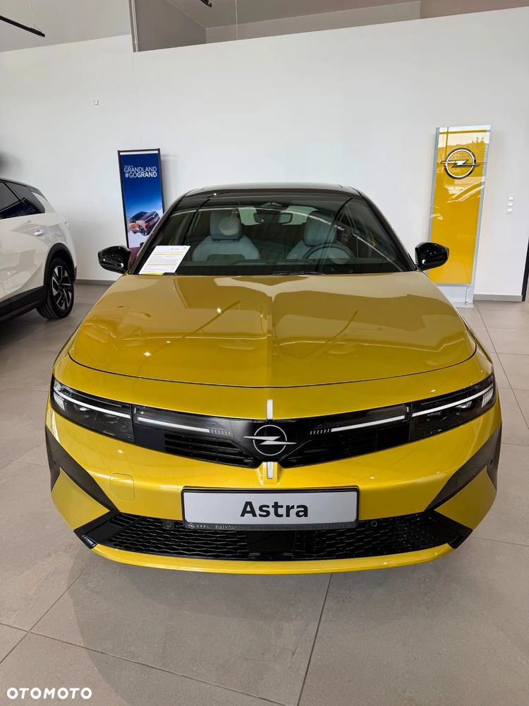 Opel Astra 1.2 T mHEV Ultimate eDTC - 10