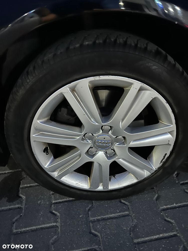 Audi A4 Limousine - 17