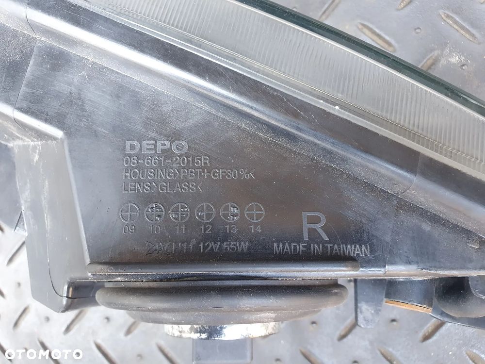 FIAT BRAVO II CROMA II REFLEKTOR LAMPA HALOGEN PRZECIWMGŁOWY PRAWY PRZÓD 08-661-2015R DEPO - 4