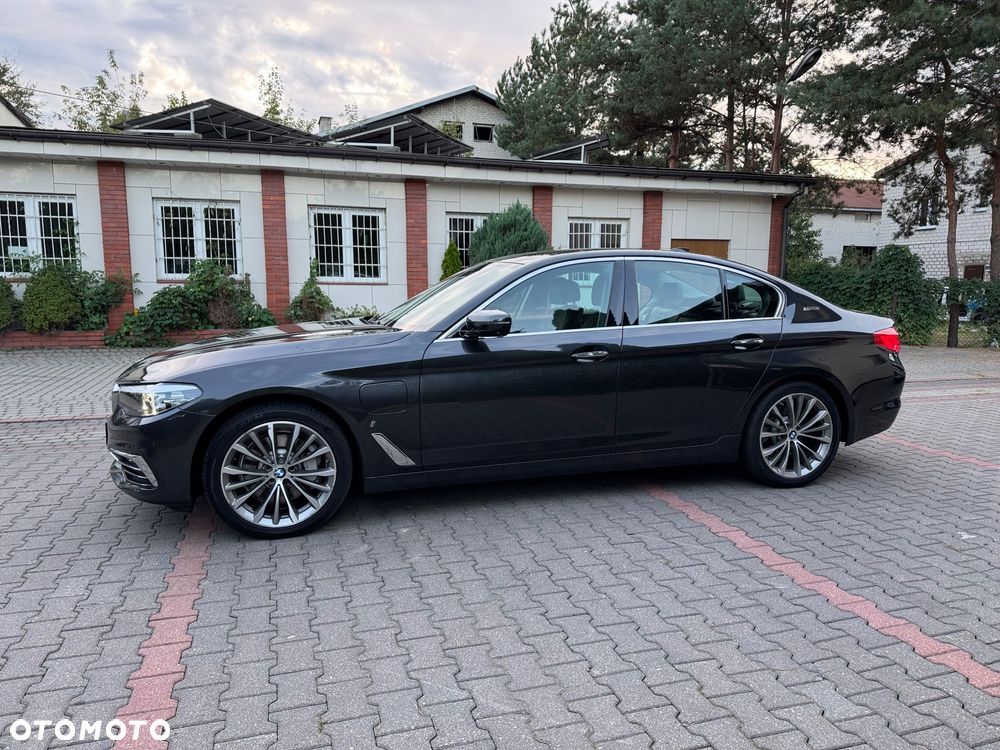 BMW Seria 5 530e iPerformance GPF Luxury Line - 3