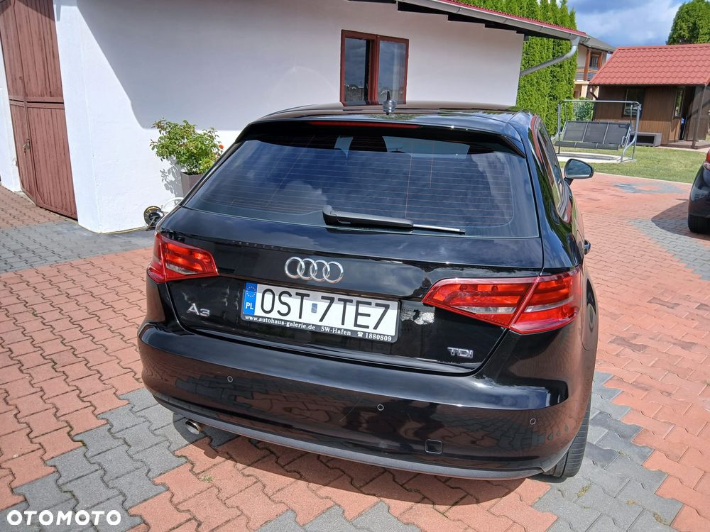 Audi A3 Sportback 1.6 TDI ultra Attraction - 6