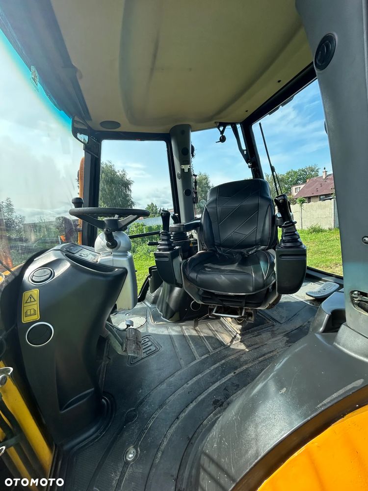 JCB 3CX Contractor - 6