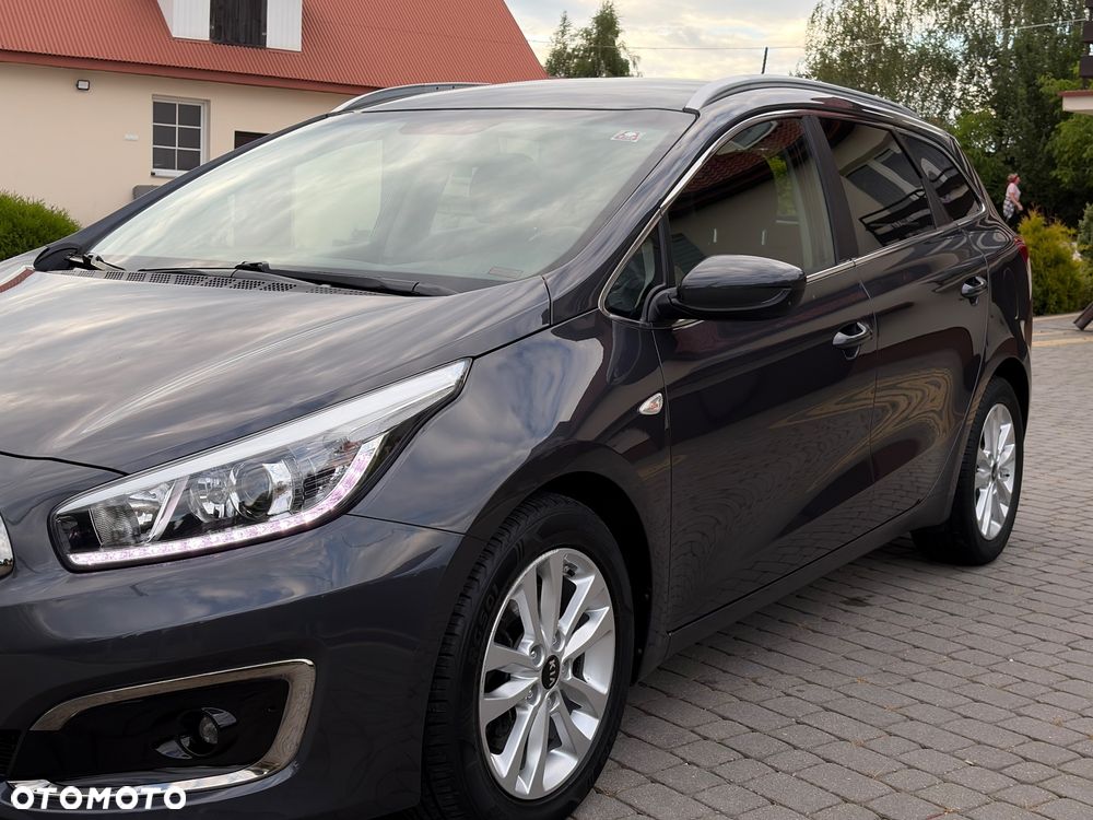 Kia Ceed 1.6 CRDi 136 ISG Platinum Edition - 8