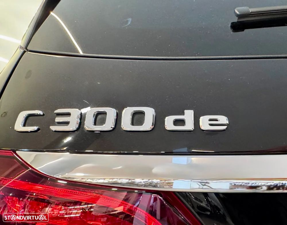 Mercedes-Benz C 300 de AMG Line - 26