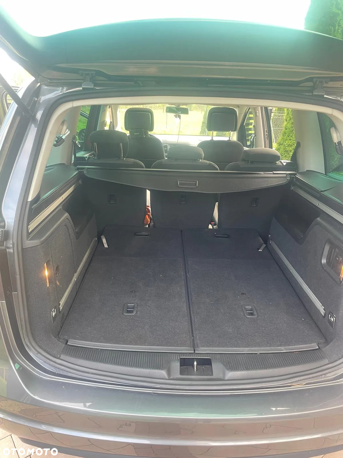Volkswagen Sharan 2.0 TDI Highline DSG - 12