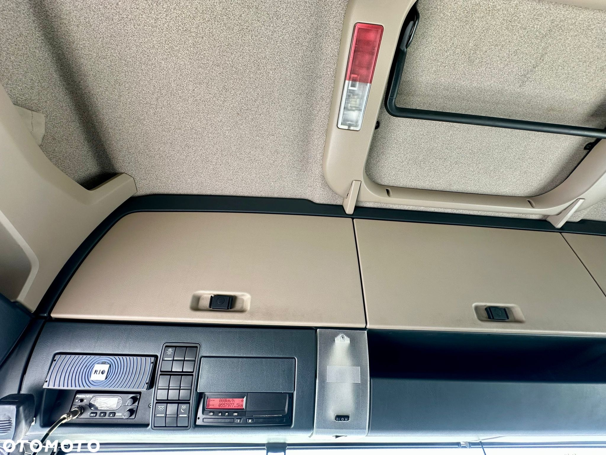 MAN TGX 26.460 / FIRANKA / 19 EUROPALET / 7.75 M / 6X2 / OŚ PODNOSZONA / AUTOMAT / NISKI PRZEBIEG / 2019 ROK - 24