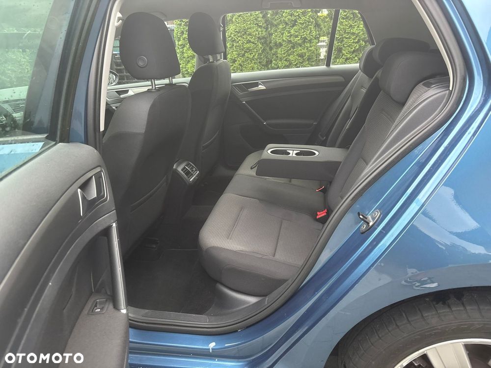 Volkswagen Golf 2.0 BlueTDI Comfortline - 33