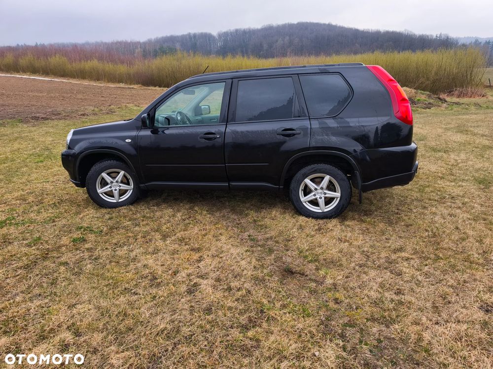 Nissan X-Trail 2.0 dCi LE - 1