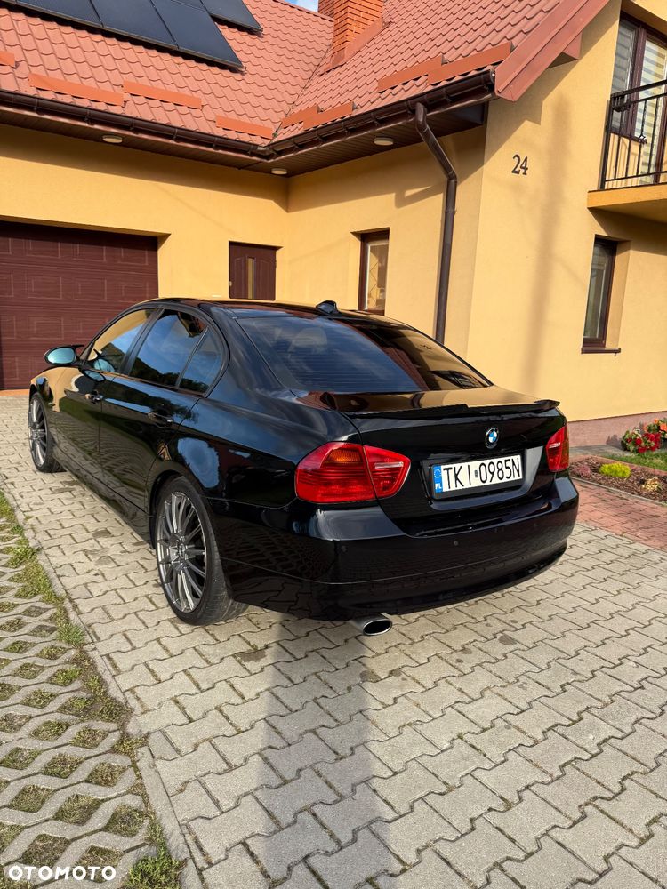 BMW Seria 3 320d DPF Touring - 25