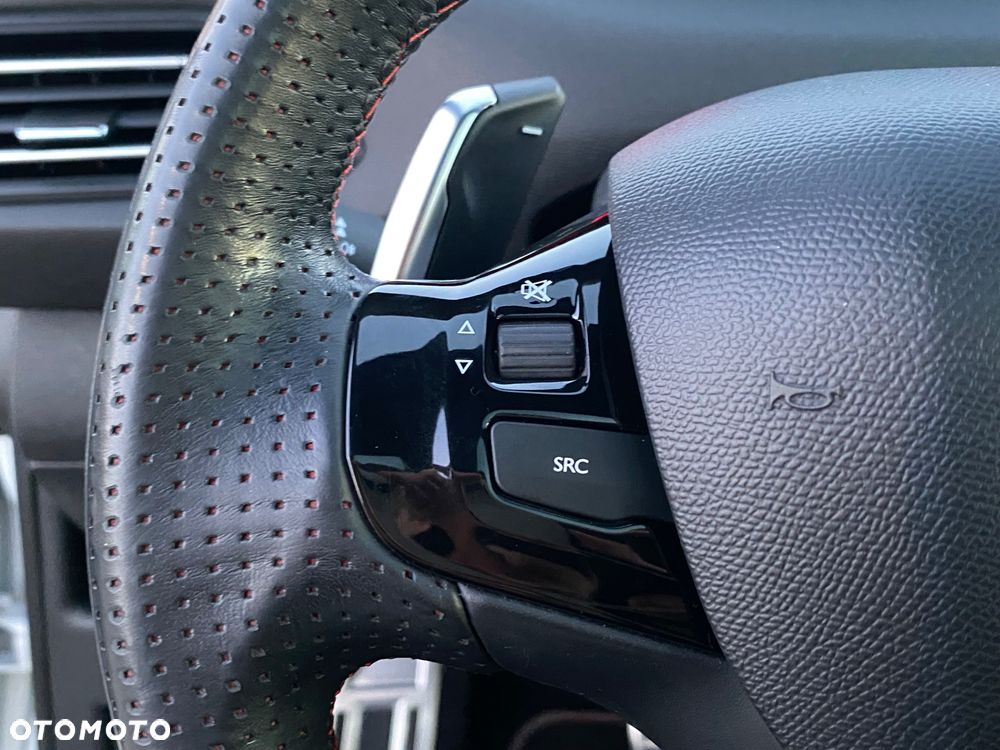 Peugeot 308 PureTech 130 EAT6 Stop & Start GT-Line Edition - 22