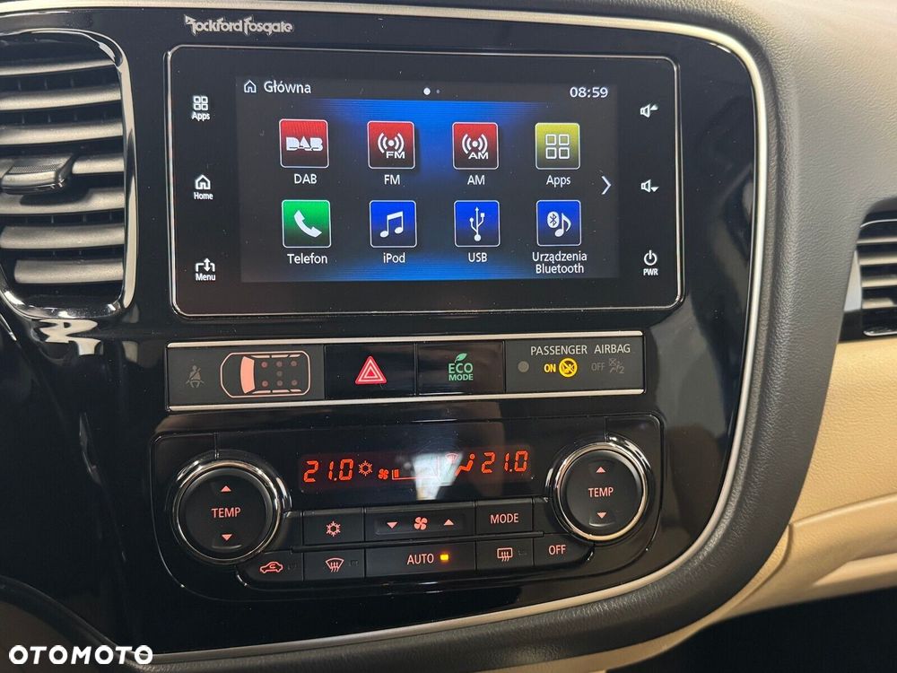 Mitsubishi Outlander - 15