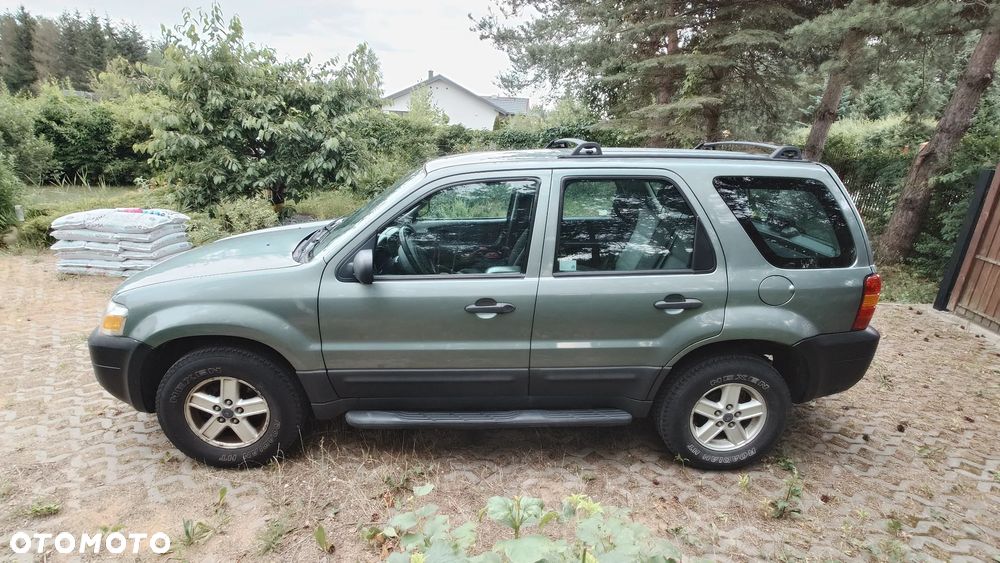 Ford Escape 2.3 XLS - 5
