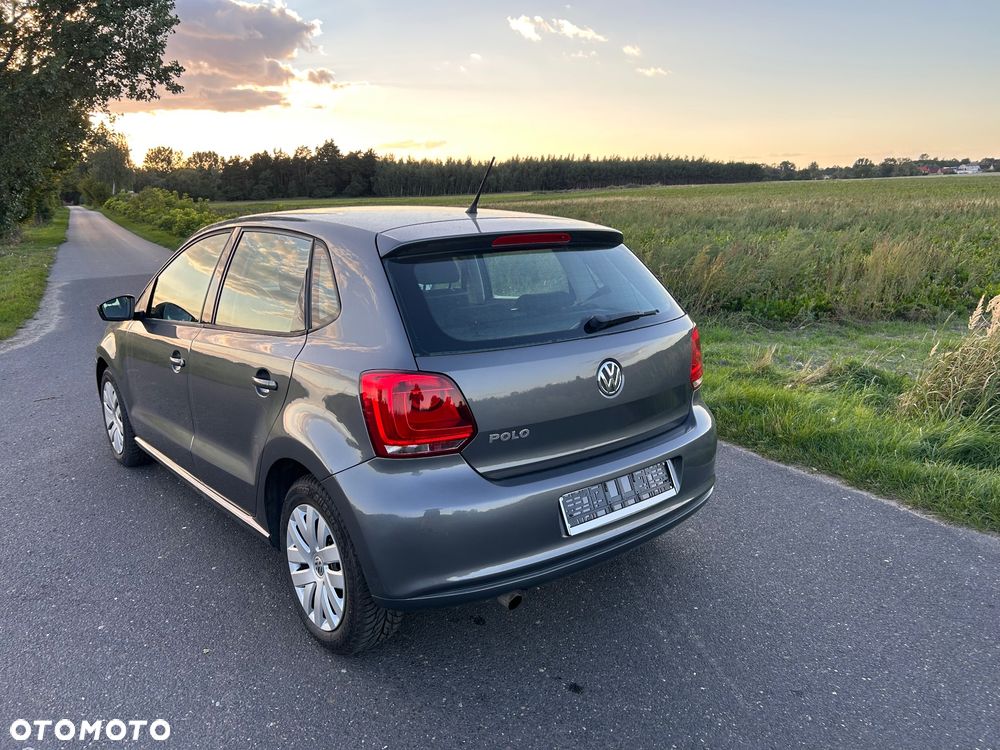 Volkswagen Polo 1.4 16V Trendline - 4