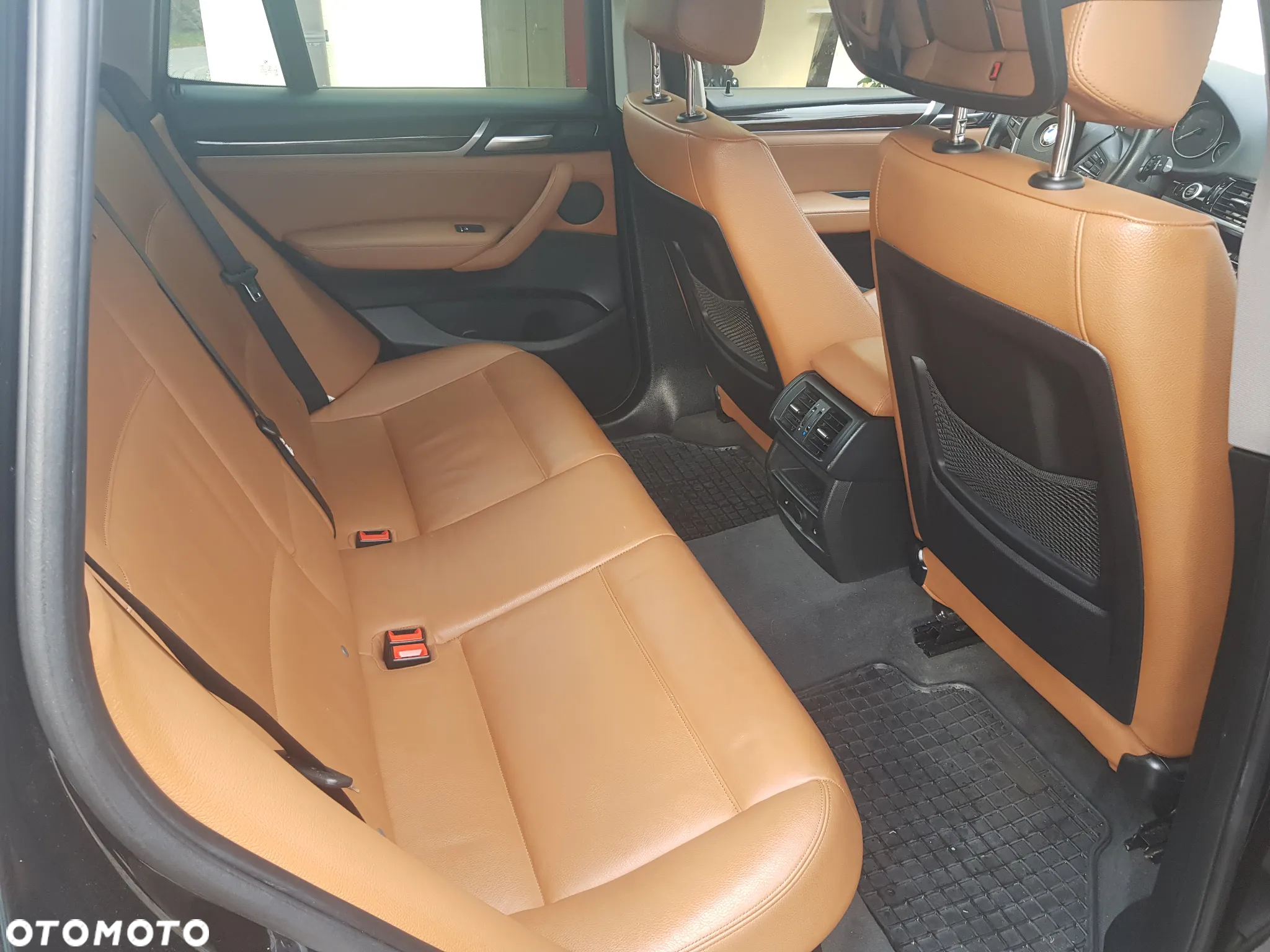 BMW X3 xDrive28i - 11
