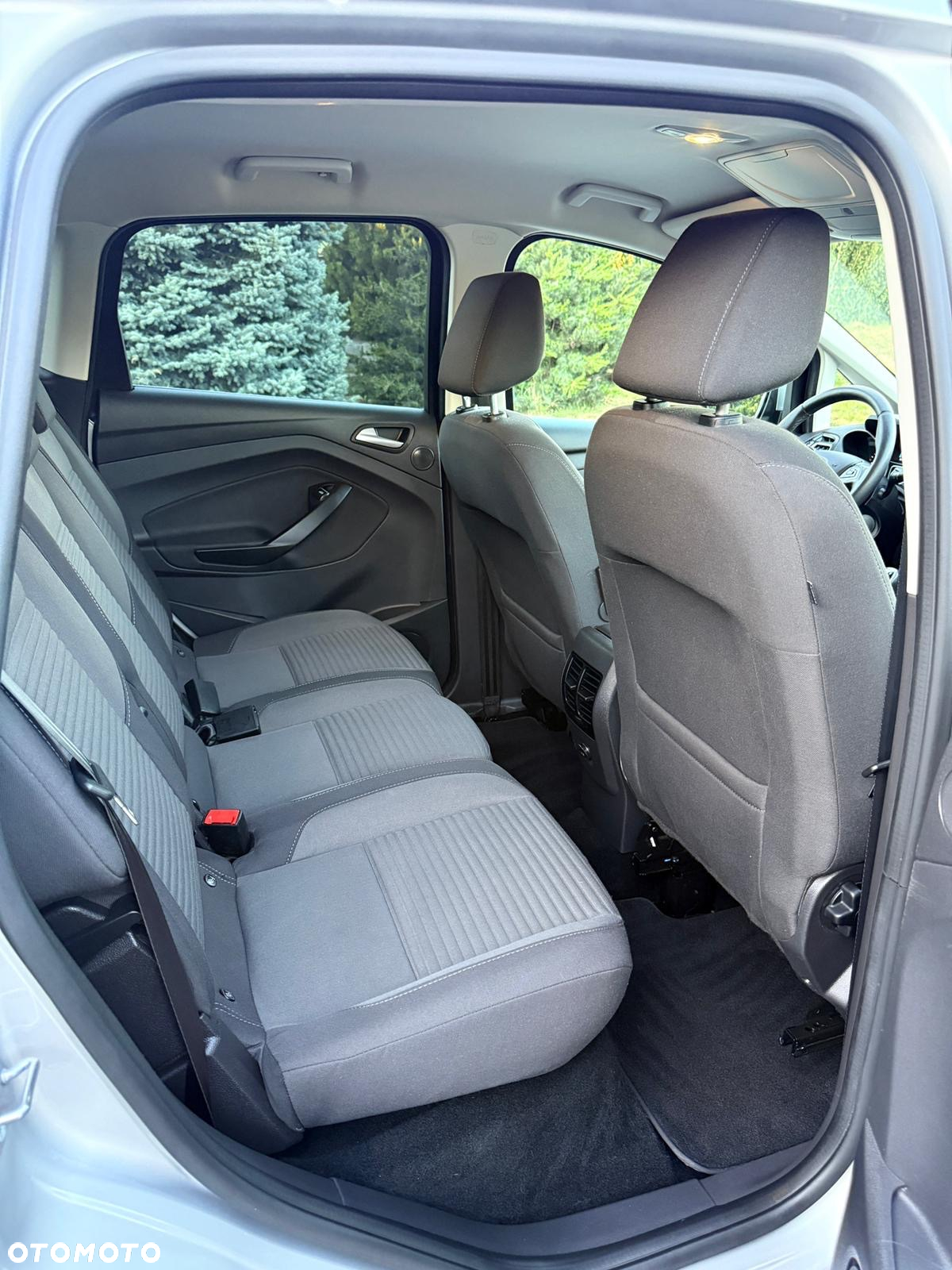 Ford C-MAX 2.0 TDCi Start-Stop-System Titanium - 14