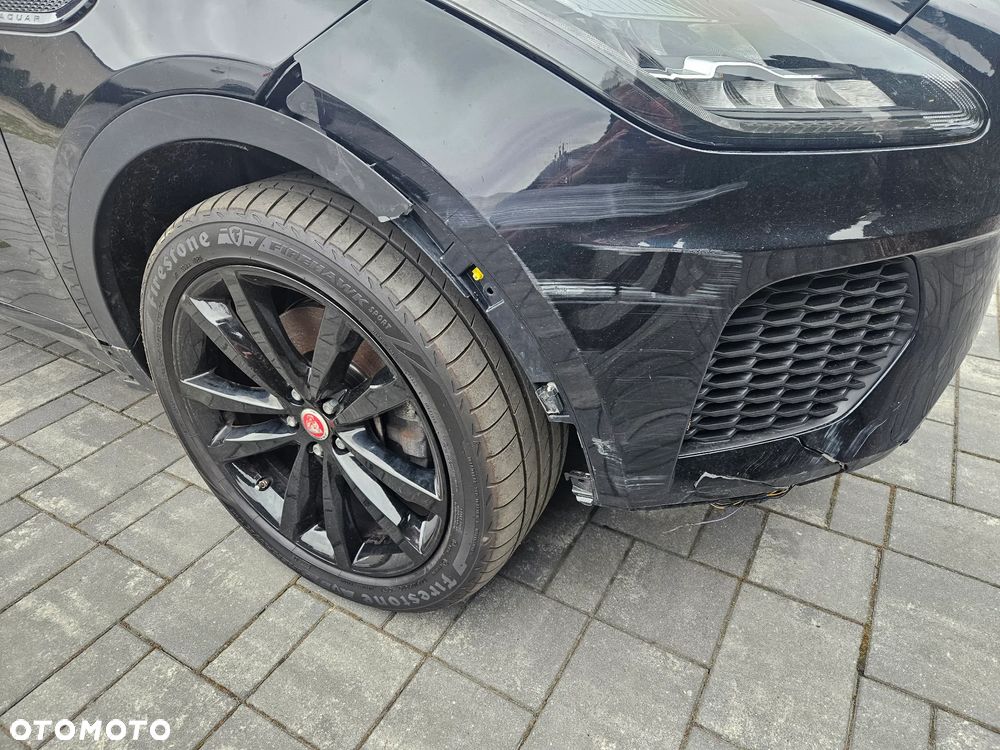 Jaguar E-Pace P200 AWD R-Dynamic S - 14