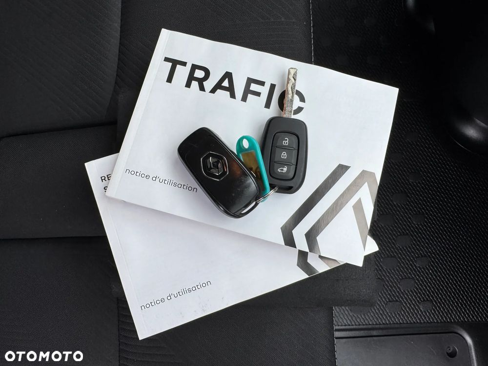 Renault Trafic - 16