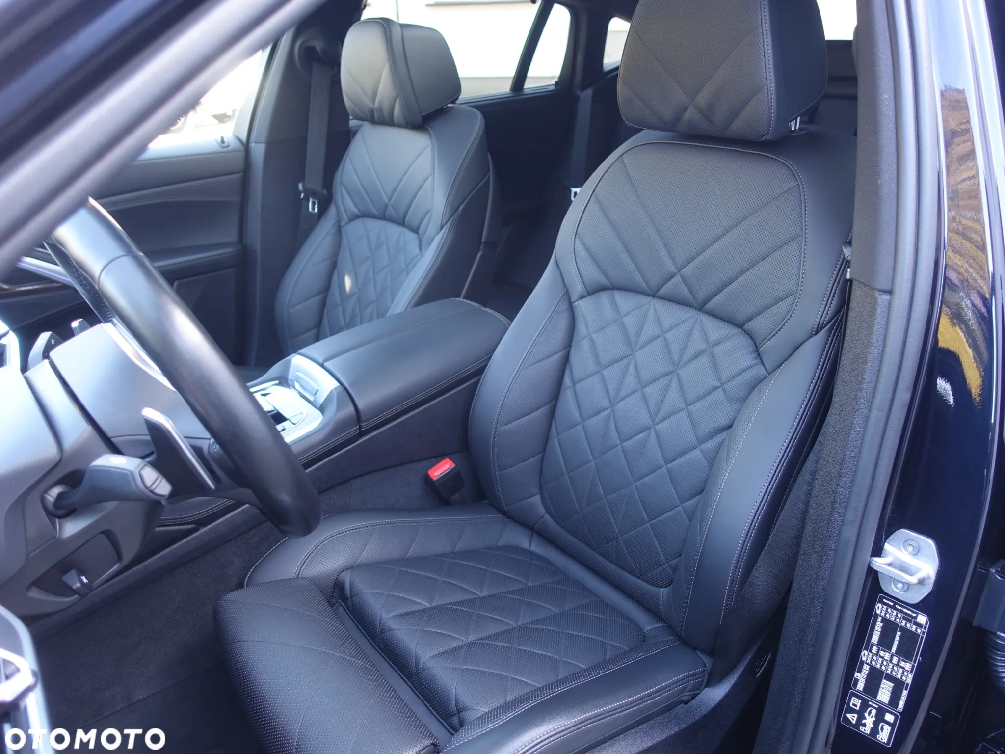BMW X6 xDrive30d mHEV - 10