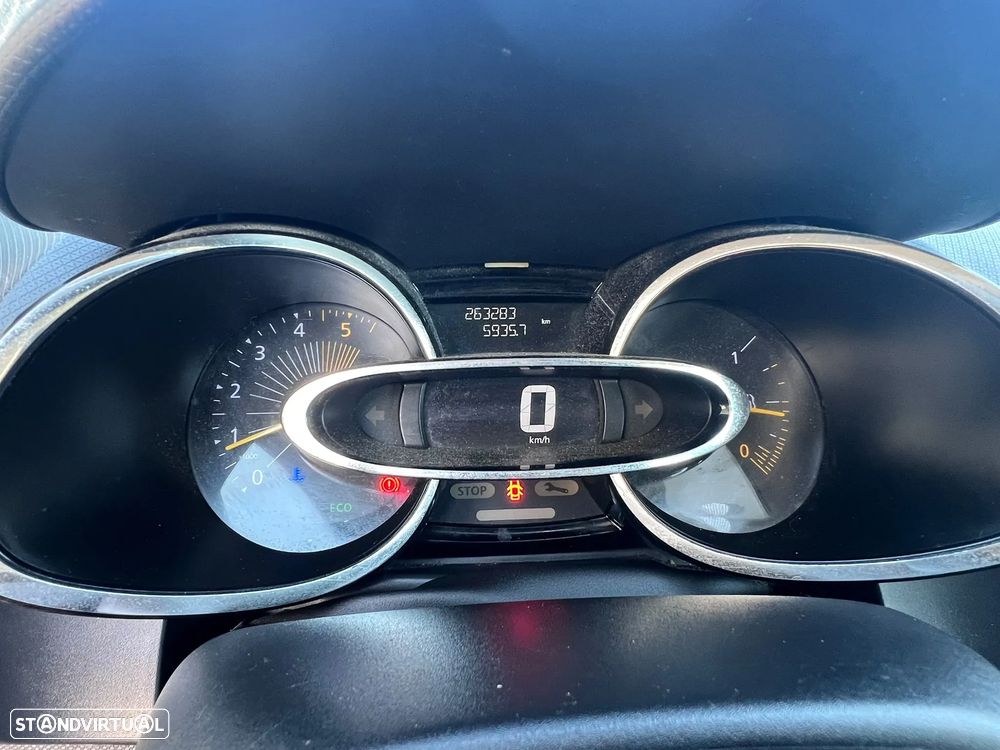 Renault Clio Sport Tourer Energy dCi 90 Start & Stop Intens - 9