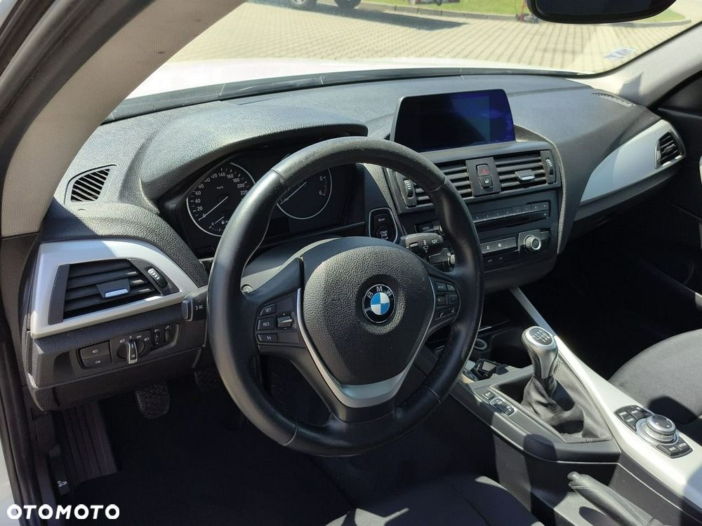 BMW Seria 1 - 10