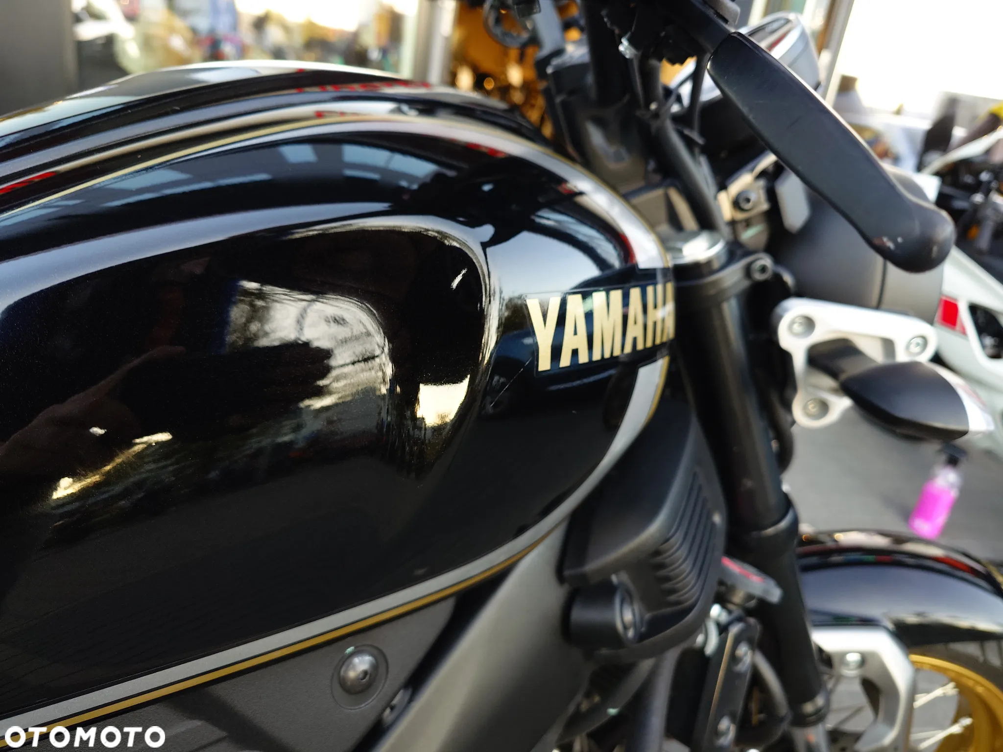 Yamaha XSR - 19