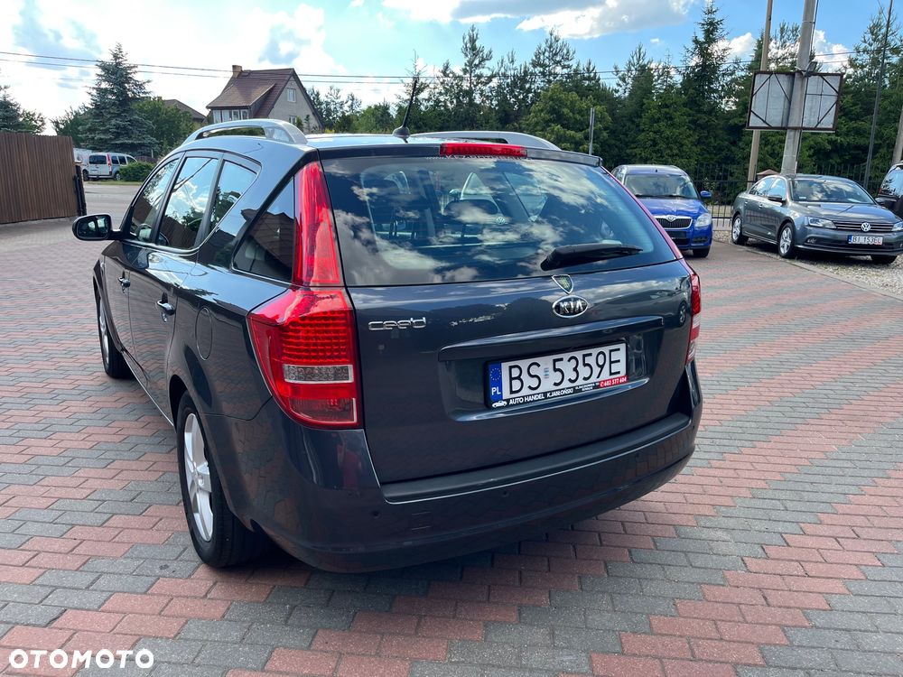 Kia Ceed 1.4 CVVT Attract - 14